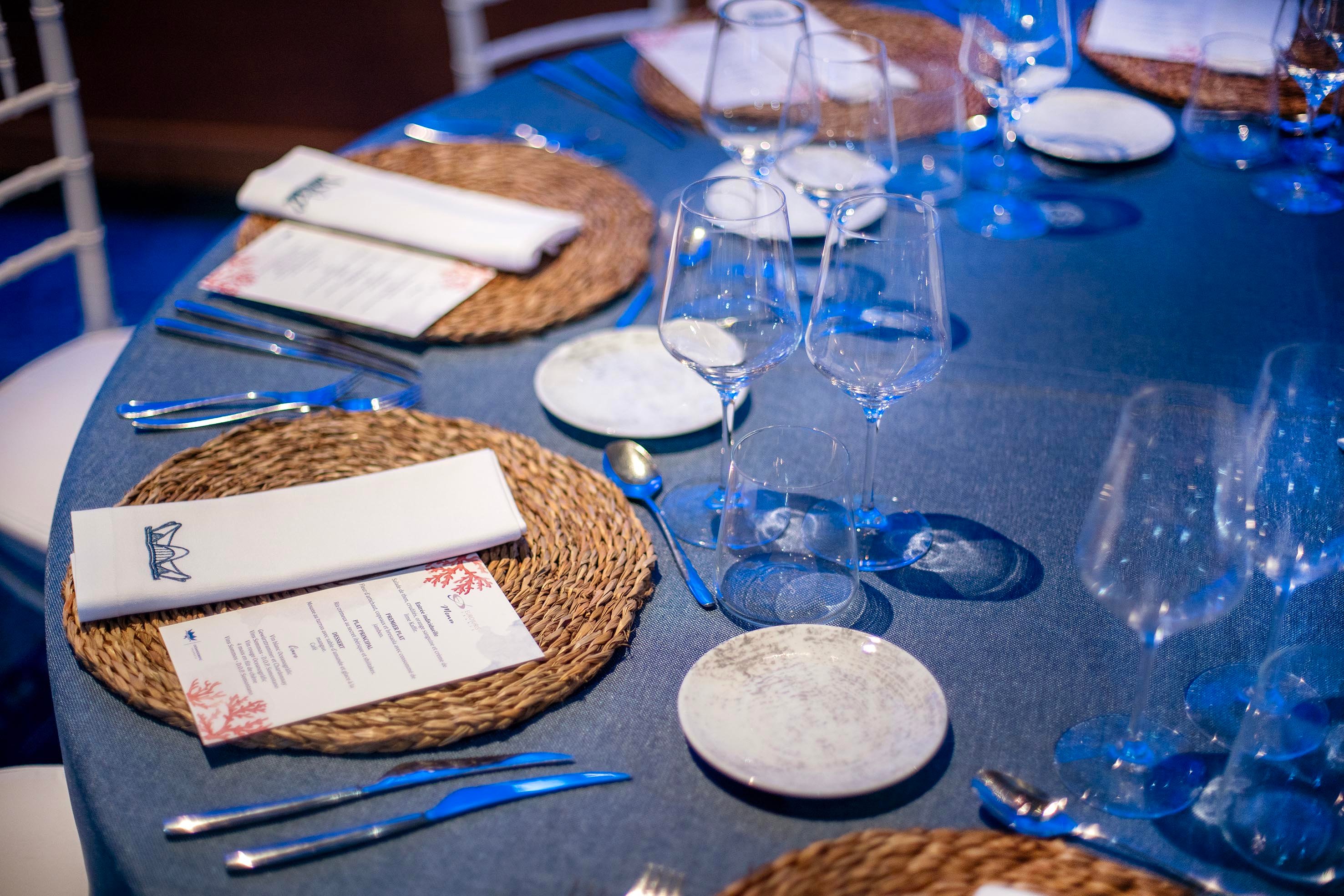 11 Sala Oval Banquete MONTAJE